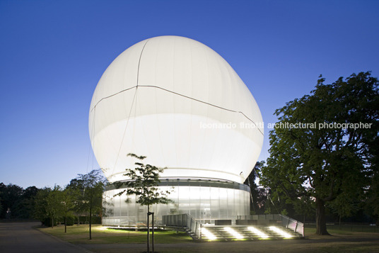 serpentine pavilion 2006 oma