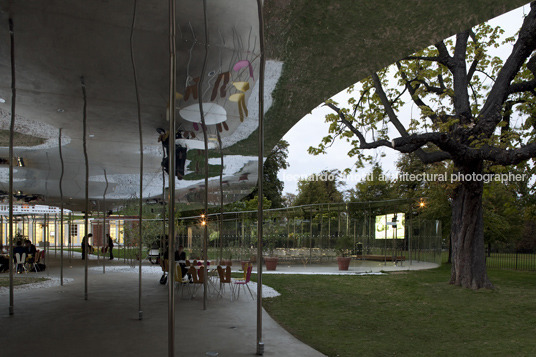 serpentine pavilion 2009 sanaa