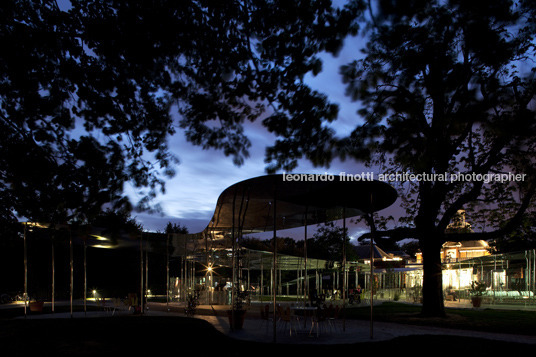 serpentine pavilion 2009 sanaa