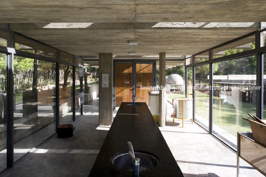 farm pavilion bertolino+barrado