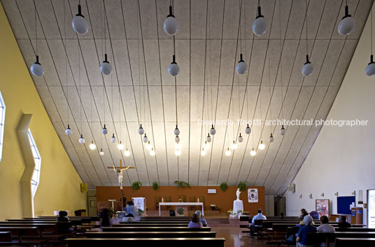 rainha da paz church oscar niemeyer