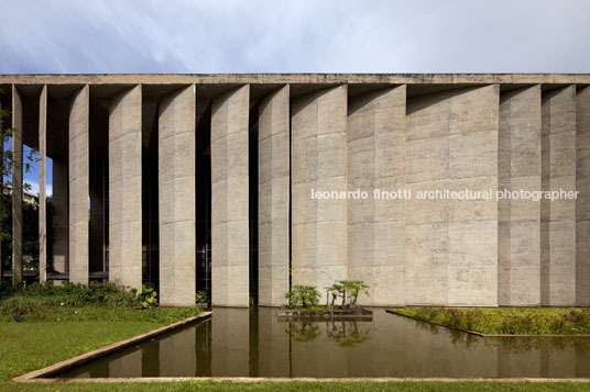 palácio da justiça oscar niemeyer