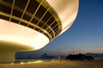 museu de arte contemporânea (mac) oscar niemeyer