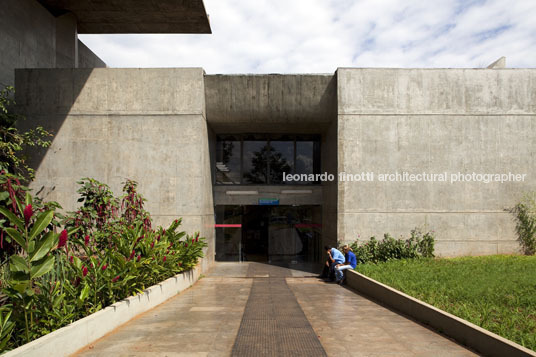 biblioteca central - unb josé galbinski