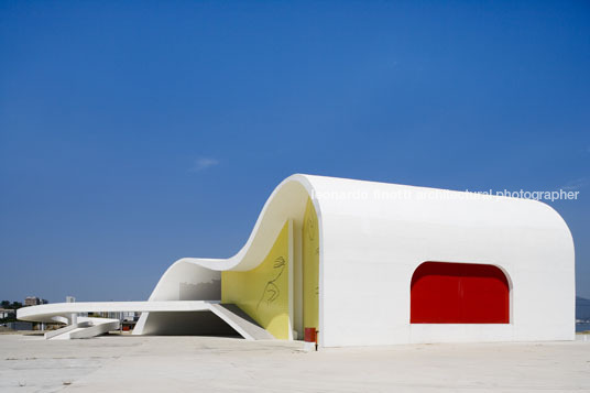 teatro popular - caminho niemeyer oscar niemeyer