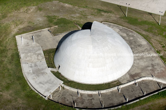 teatro popular - caminho niemeyer oscar niemeyer