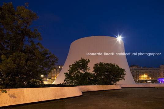 le volcan oscar niemeyer