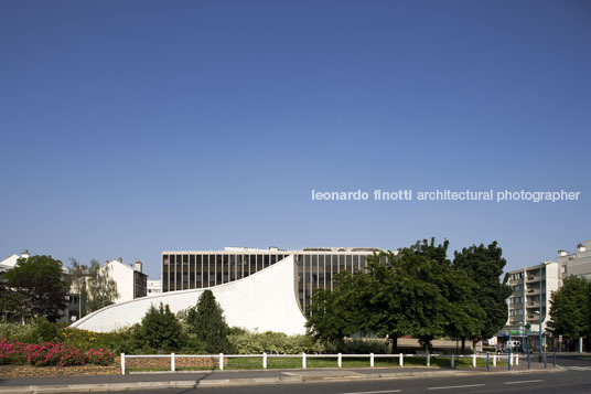 labour bureau oscar niemeyer