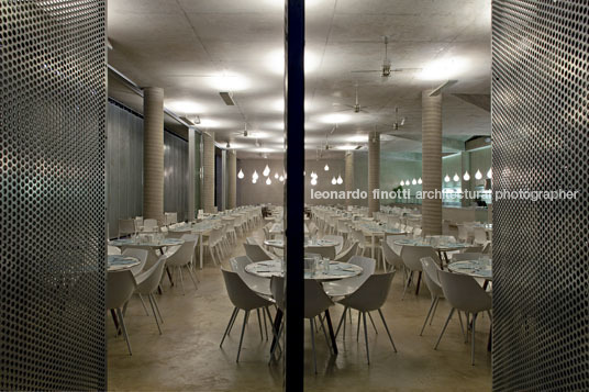 restaurante oiticica - inhotim rizoma arquitetos