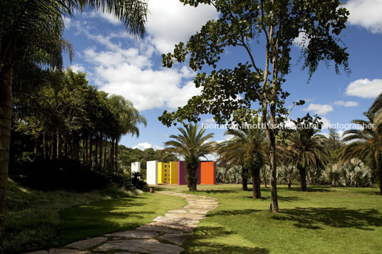 hélio oiticica: magic square#5 - inhotim hélio oiticica