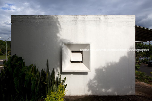 prefab house prototype at unb oscar niemeyer