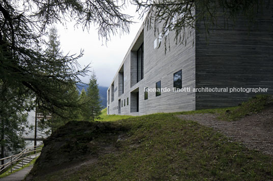 the therme vals peter zumthor