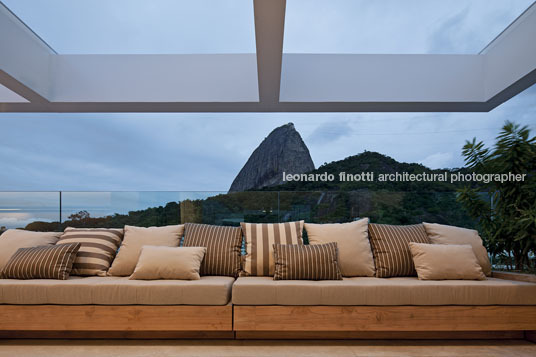 apartmento urca arthur casas