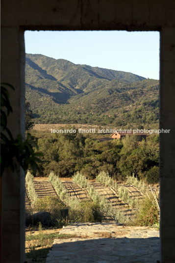 administrator´s house at fundo izaro martin hurtado