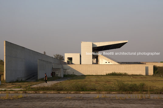 shooting center bcmf arquitetos