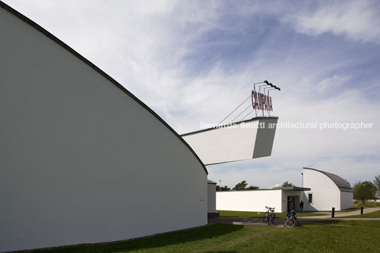 vitra design museum and furniture factory frank o. gehry