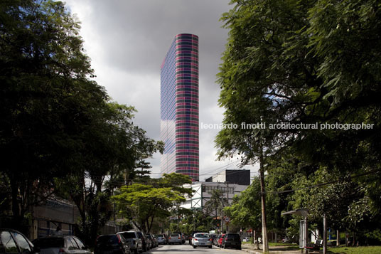 instituto tomie ohtake ruy ohtake