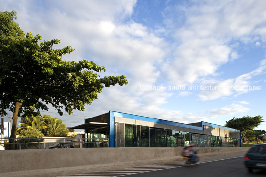 joão naves de Ávila bus corridor modo arquitetura