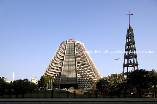 catedral metropolitana rio burle marx