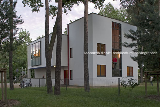 bauhaus masters houses walter gropius