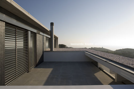 salgados house jstc arquitectos 