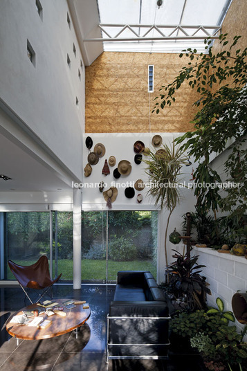 house in arguello   estudio fkb