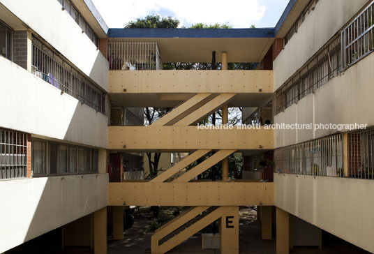 cecap zezinho magalhães prado housing complex paulo mendes da rocha