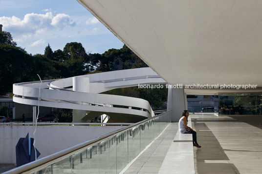 museu oscar niemeyer oscar niemeyer