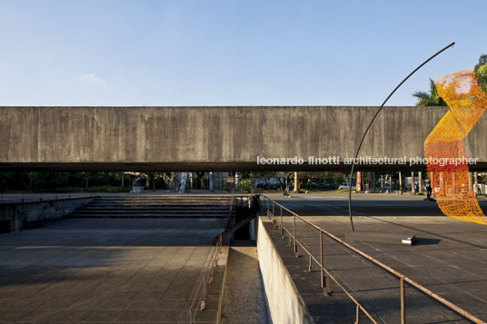 mube paulo mendes da rocha