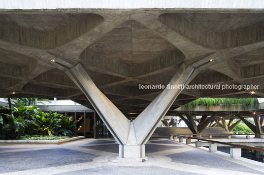 italian embassy pier luigi nervi