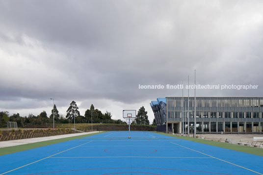 escuela san francisco javier martin hurtado