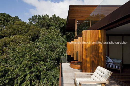 casa rhg - são pedro bernardes arquitetura