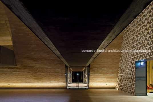 cantina antinori archea