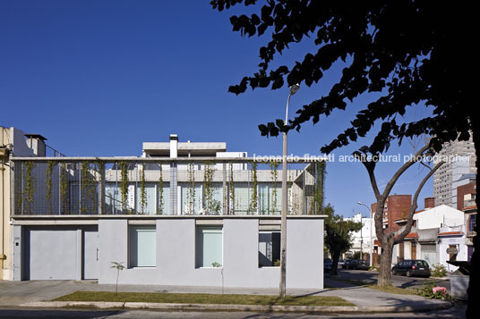 house in punta carretas oreggioni+prieto