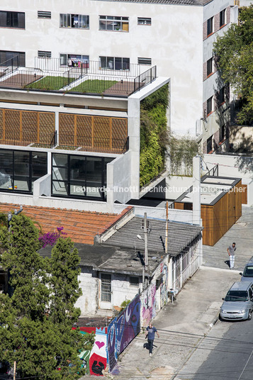 vila aspicuelta tacoa arquitetos associados