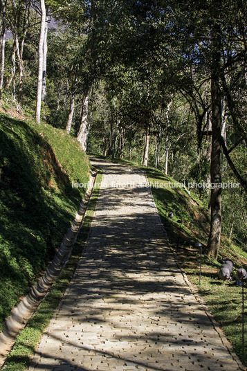 casa jg miguel pinto guimarães