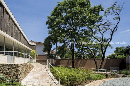 casa-museu juscelino kubitschek oscar niemeyer