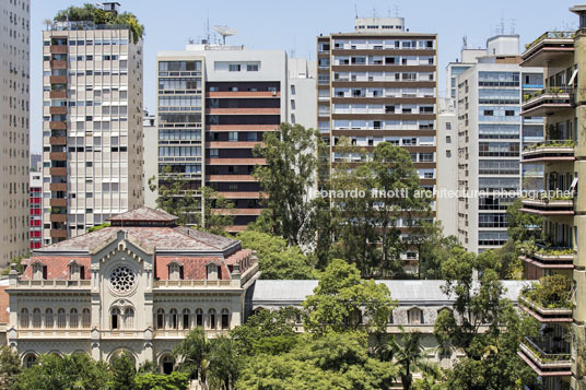 edifício bretagne artacho jurado