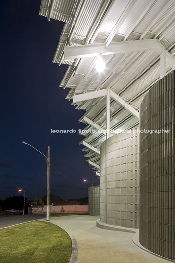 arena do morro herzog & de meuron