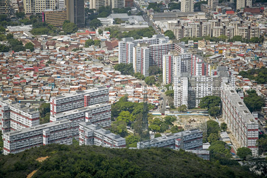 caracas snapshots several architects