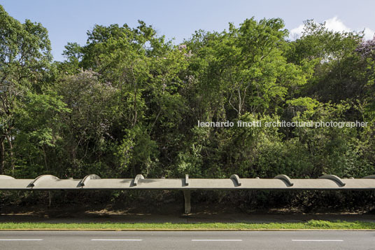 pasillos cubiertos - ucv carlos raúl villanueva