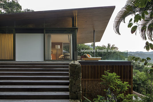 casa delta - são pedro bernardes arquitetura