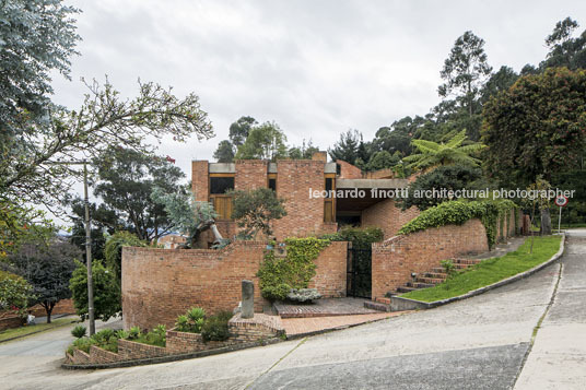 casa amaral rogelio salmona