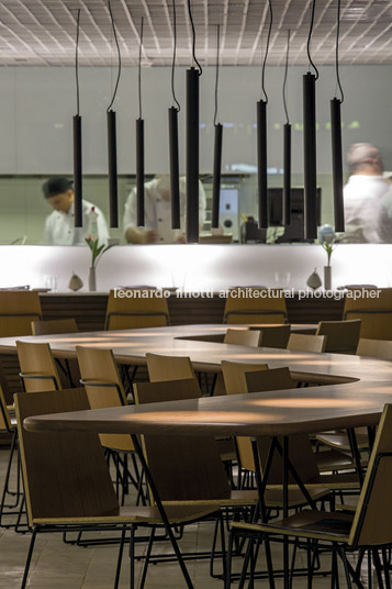 gurumê fashion mall bernardes arquitetura