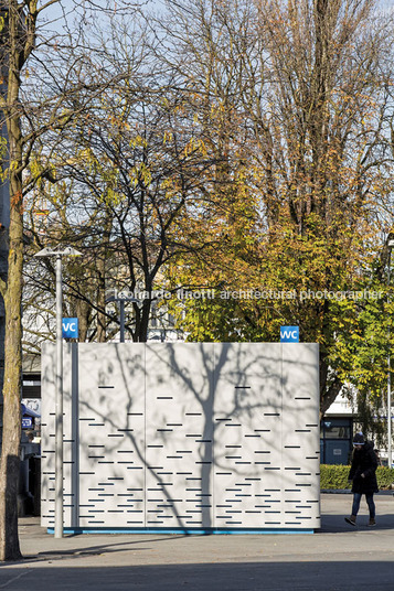 bahnhofplatz toilet pavilion peba architects