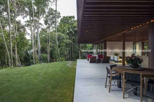 casa sm - taguaiba jacobsen arquitetura