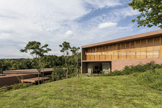 residência dg - quinta da baroneza gui mattos