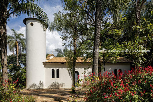 igrejinha - inhotim rizoma arquitetos