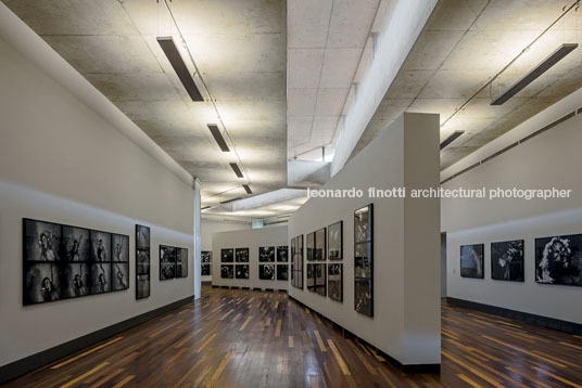 galeria claudia andujar - inhotim arquitetos associados