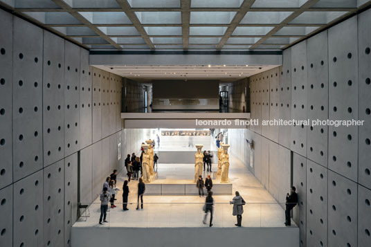 acropolis museum bernard tschumi